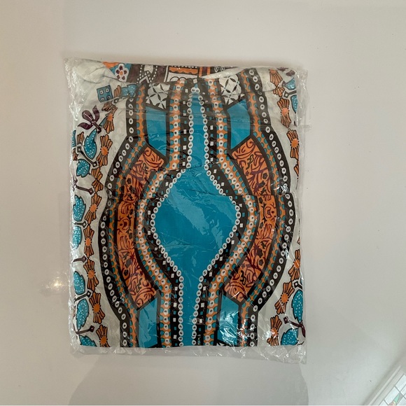 Geometric Print Caftan, One Size, Choose Black or White NWT - Picture 6 of 9